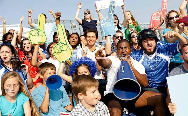 龙舟竞渡：传统与现代的完美融合——2023年世界龙舟锦标赛亮点